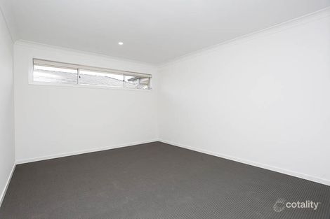 Property photo of 3 Lomond Street South Ripley QLD 4306