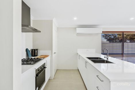 Property photo of 9 Willandra Grove Lakelands WA 6180