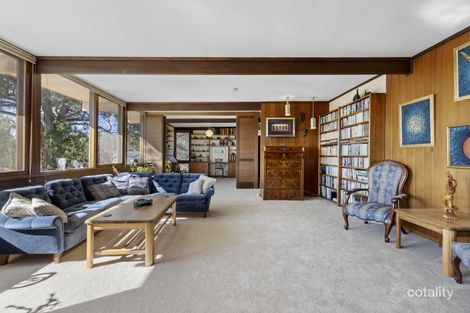 Property photo of 40 Wilsmore Crescent Chifley ACT 2606