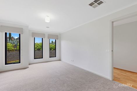 Property photo of 7 Alison Boulevard Epsom VIC 3551