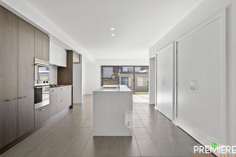 13 Gledswood Hills Dr, Gledswood Hills, NSW 2557