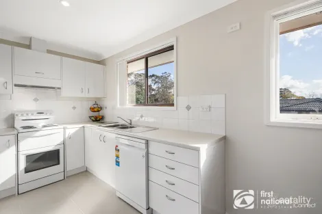 Property photo of 8 Hunter Street McGraths Hill NSW 2756