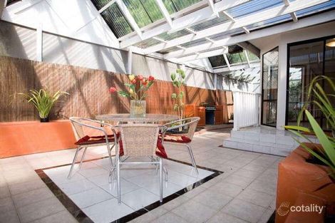 Property photo of 10 Barrett Court Roxburgh Park VIC 3064