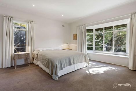 Property photo of 20 Crellin Grove Camberwell VIC 3124