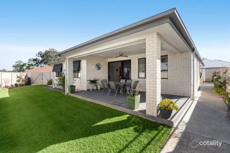 Property photo of 30 Hooper Street Birkdale QLD 4159