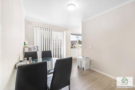 Property photo of 1/45 Dinwoodie Drive Newborough VIC 3825