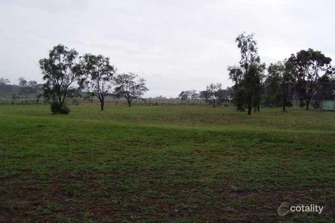 4 Sussex Dr, Oakey, QLD 4401