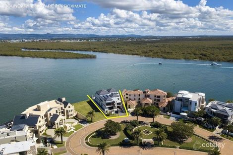 Property photo of 51 Knightsbridge Parade West Paradise Point QLD 4216