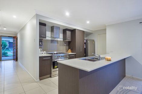 Property photo of 10 Summerhill Crescent Ormeau Hills QLD 4208