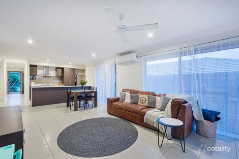 Property photo of 10 Summerhill Crescent Ormeau Hills QLD 4208