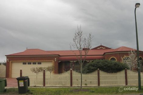 15 Newlyn Dr, Craigieburn, VIC 3064