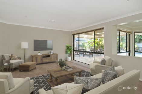 Property photo of 11 Waterside Esplanade Helensvale QLD 4212