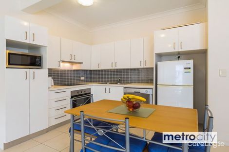 Property photo of 27/108 Nicholson Street Greenslopes QLD 4120