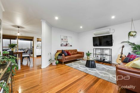 Property photo of 18 Lima Court Westmeadows VIC 3049