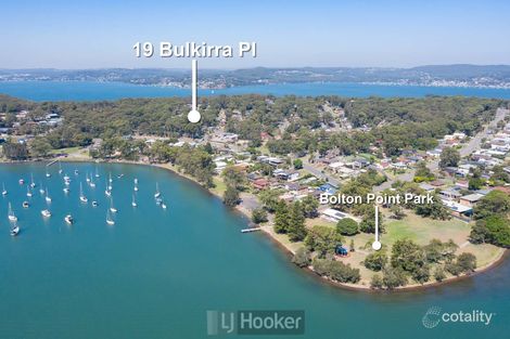 Property photo of 19 Bulkirra Place Bolton Point NSW 2283