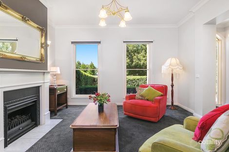 Property photo of 9 Lascelles Place Highton VIC 3216