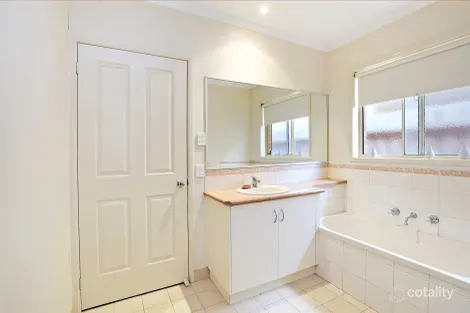 Property photo of 26 Lake Road Lara VIC 3212