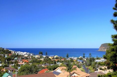 25 Fiesta Cres, Copacabana, NSW 2251