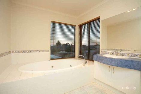 Property photo of 52 Willowgreen Way Point Cook VIC 3030