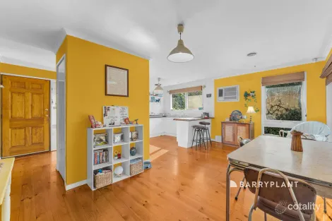 Property photo of 5 Carluke Close Berwick VIC 3806
