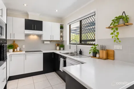 Property photo of 16 Bucknor Drive Deception Bay QLD 4508