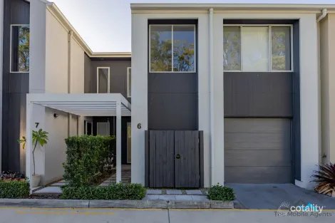 6/13 Angela Way, Pimpama, QLD 4209