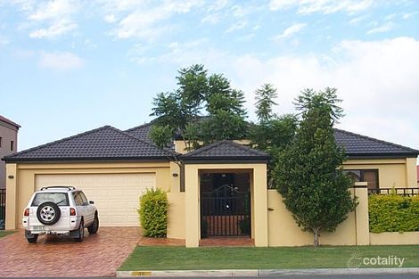 Property photo of 35 Edinburgh Road Benowa QLD 4217