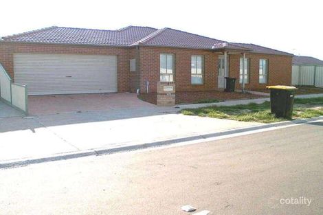 4 Lomandra Bowl, Harkness, VIC 3337