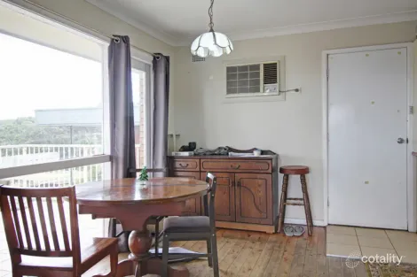 Property photo of 8 Binda Street Keiraville NSW 2500