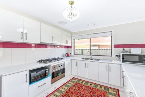 Property photo of 28 Lauren Drive Hampton Park VIC 3976