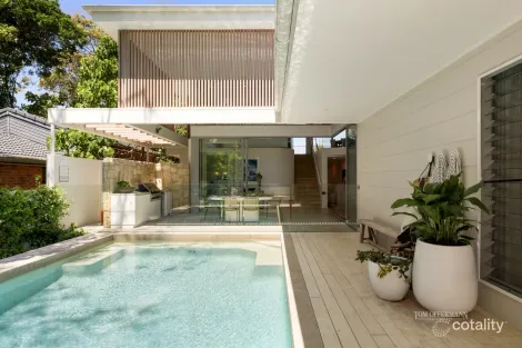 Property photo of 25 Depper Street Sunshine Beach QLD 4567