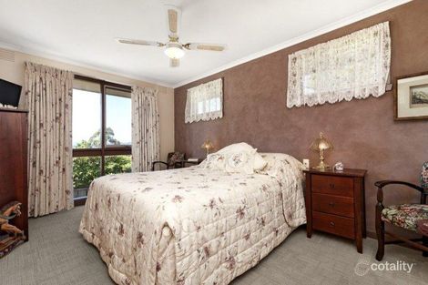 Property photo of 10 Coombah Court Mooroolbark VIC 3138
