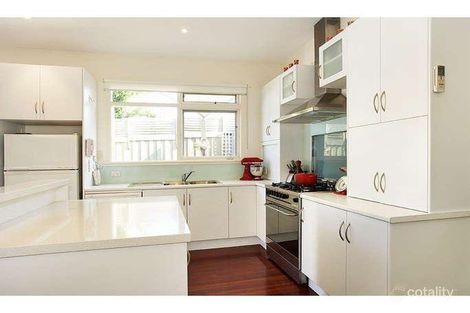 Property photo of 16 Ross Street Elsternwick VIC 3185