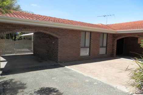 Property photo of 15 Lockhart Street Broadwater WA 6280