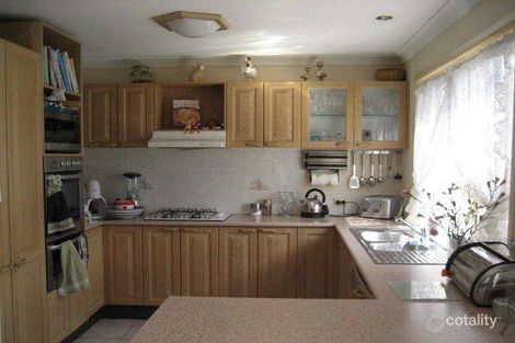 Property photo of 4 Brixham Place Chipping Norton NSW 2170