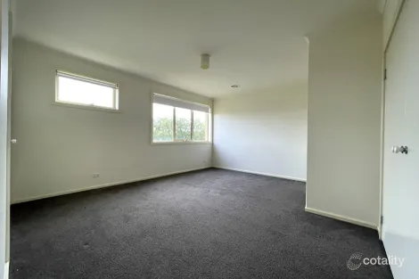 Property photo of 2F Byfield Street Reservoir VIC 3073