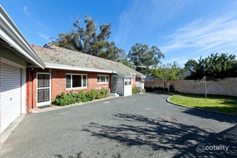 Property photo of 32 Hynes Road Dalkeith WA 6009