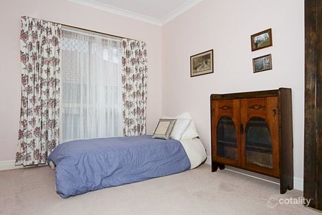 Property photo of 12 Maple Crescent Jerrabomberra NSW 2619