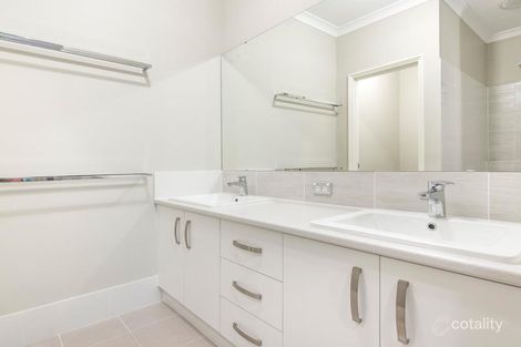 Property photo of 21 Geikie Glade Wandi WA 6167