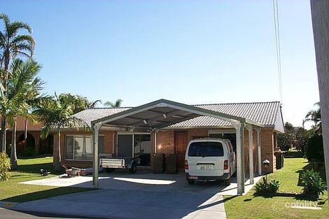 Property photo of 3 Buena Vista Court Broadbeach Waters QLD 4218