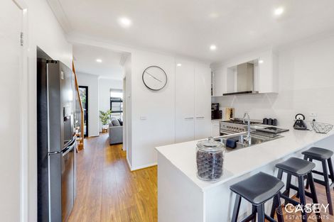 Property photo of 19 Elmslie Drive Cranbourne East VIC 3977