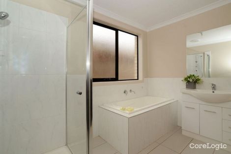 Property photo of 13 Woolybush Drive Tarneit VIC 3029