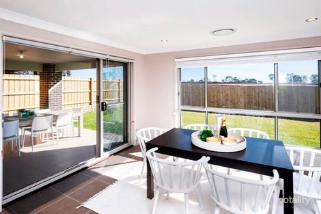 Property photo of 40 Fernlea Crescent Marsden Park NSW 2765