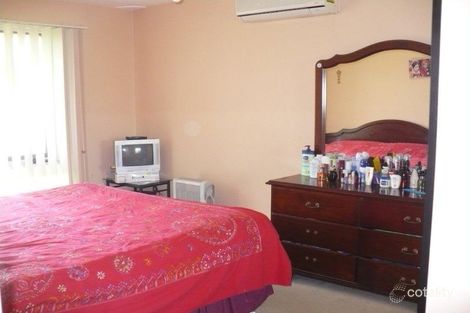 Property photo of 21 Longhurst Road Minto NSW 2566