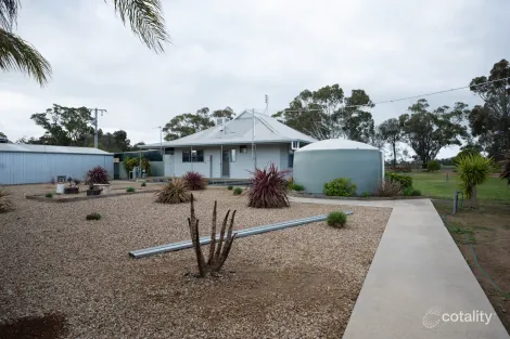 Property photo of 96 Curtis Road Wonwondah VIC 3401