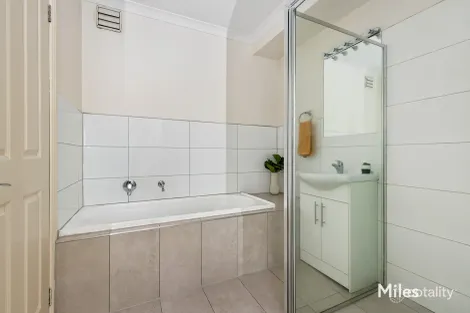 Property photo of 10/3 Kenilworth Parade Ivanhoe VIC 3079