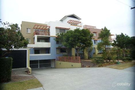 Property photo of 4/18-22 Parker Street Labrador QLD 4215
