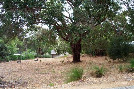 10 Snowball Rd, Kalamunda, WA 6076