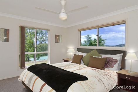 Property photo of 33 Crestridge Crescent Oxenford QLD 4210