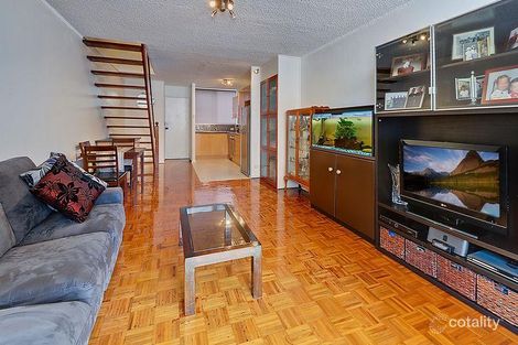 Property photo of 10/21 Edgeworth David Avenue Hornsby NSW 2077